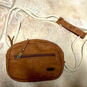Roxy Belt Bag